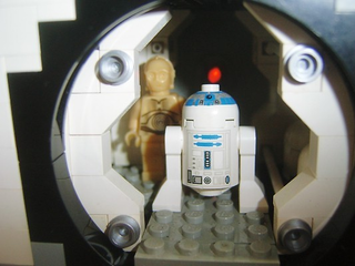 Illustration for article titled Crazy Guy Making Huge Minifig Scale Lego Corellian Corvette